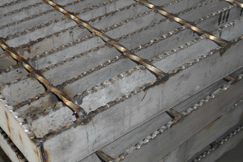 不锈钢钢格栅板